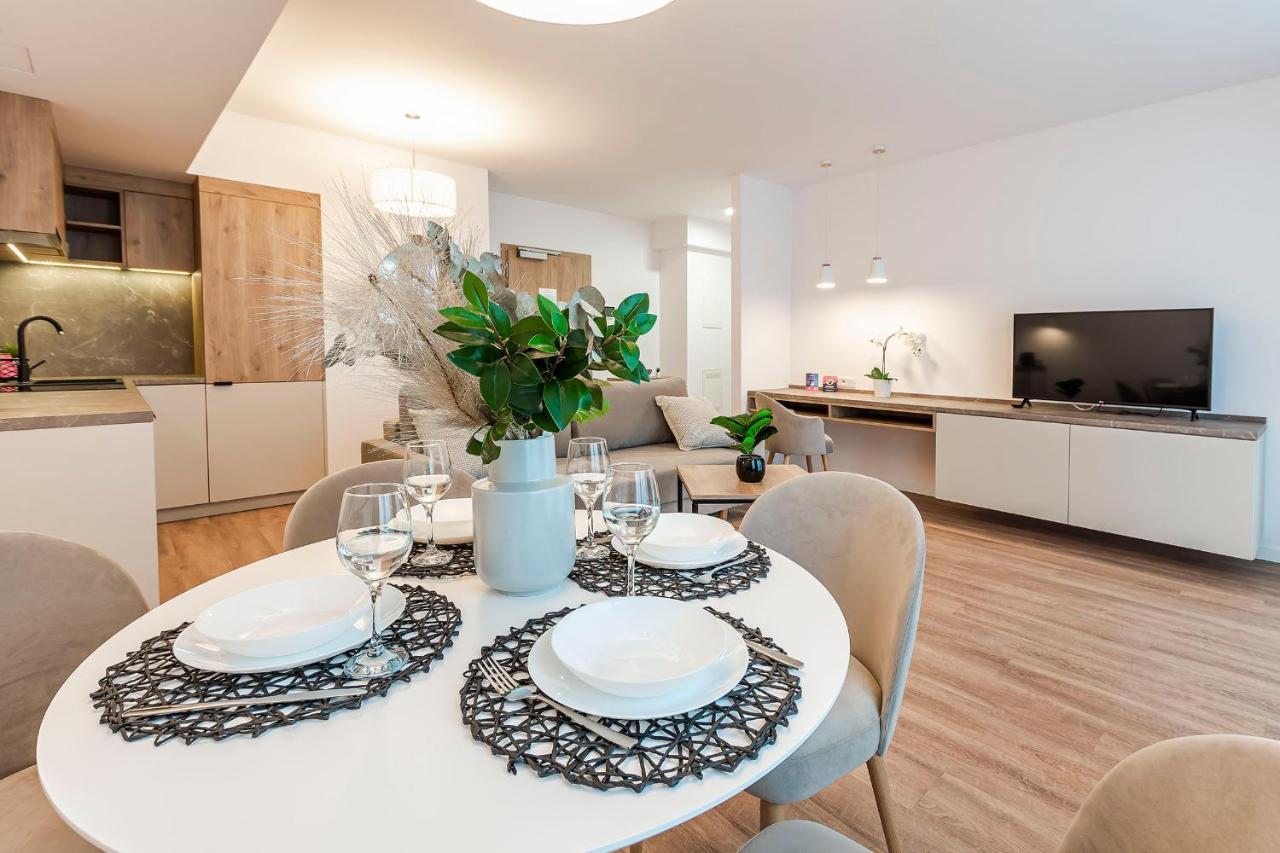 Апартаменты Vacationclub - Jantaris Apartament A 42 Мельно Экстерьер фото
